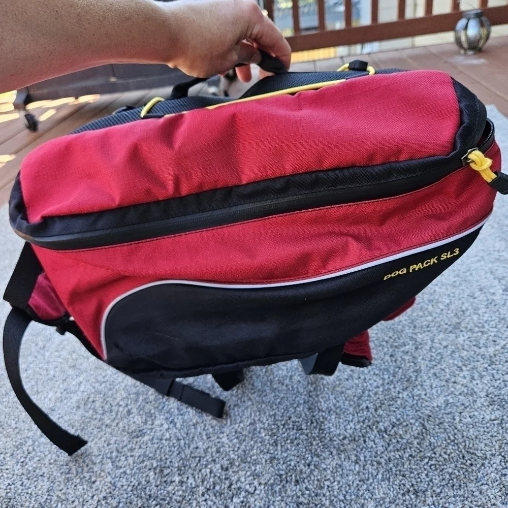 Mountainsmith Large Dog Pack SL3 Outdoor Hiking Red Backpack Adjustable Harness